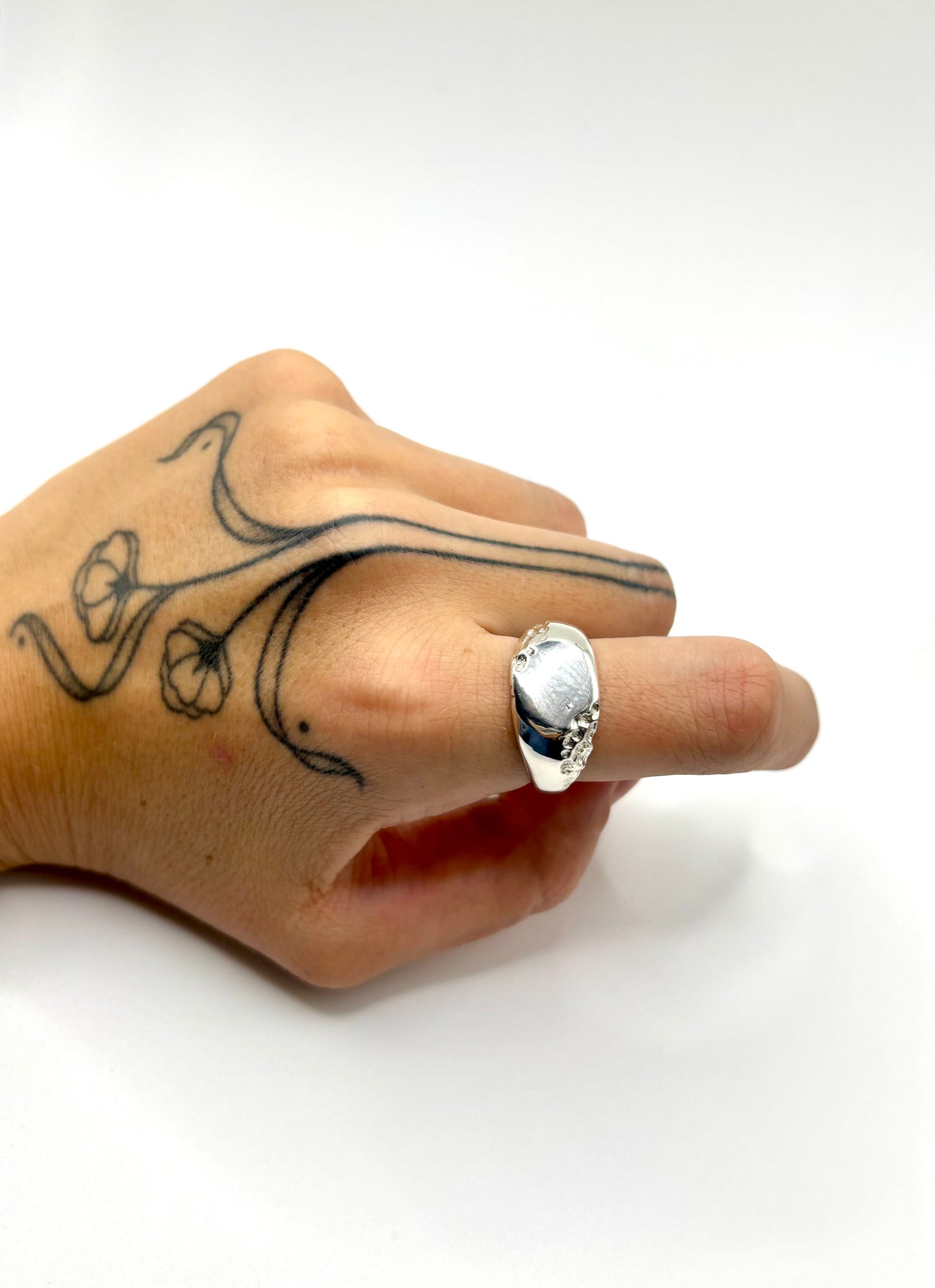 Self Portrait Signet - Size 9