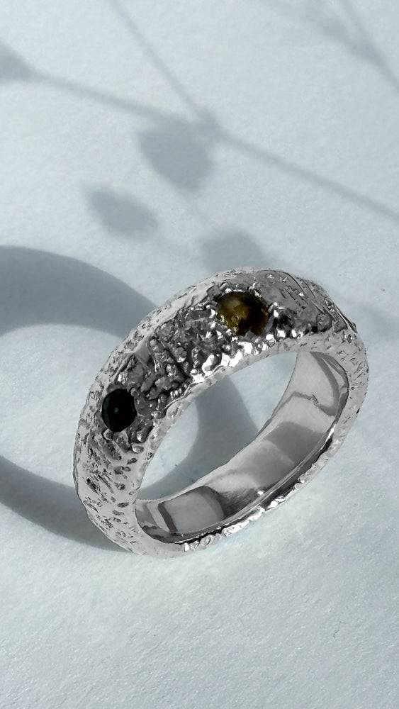 Texture Queen Ring - Size 7.75