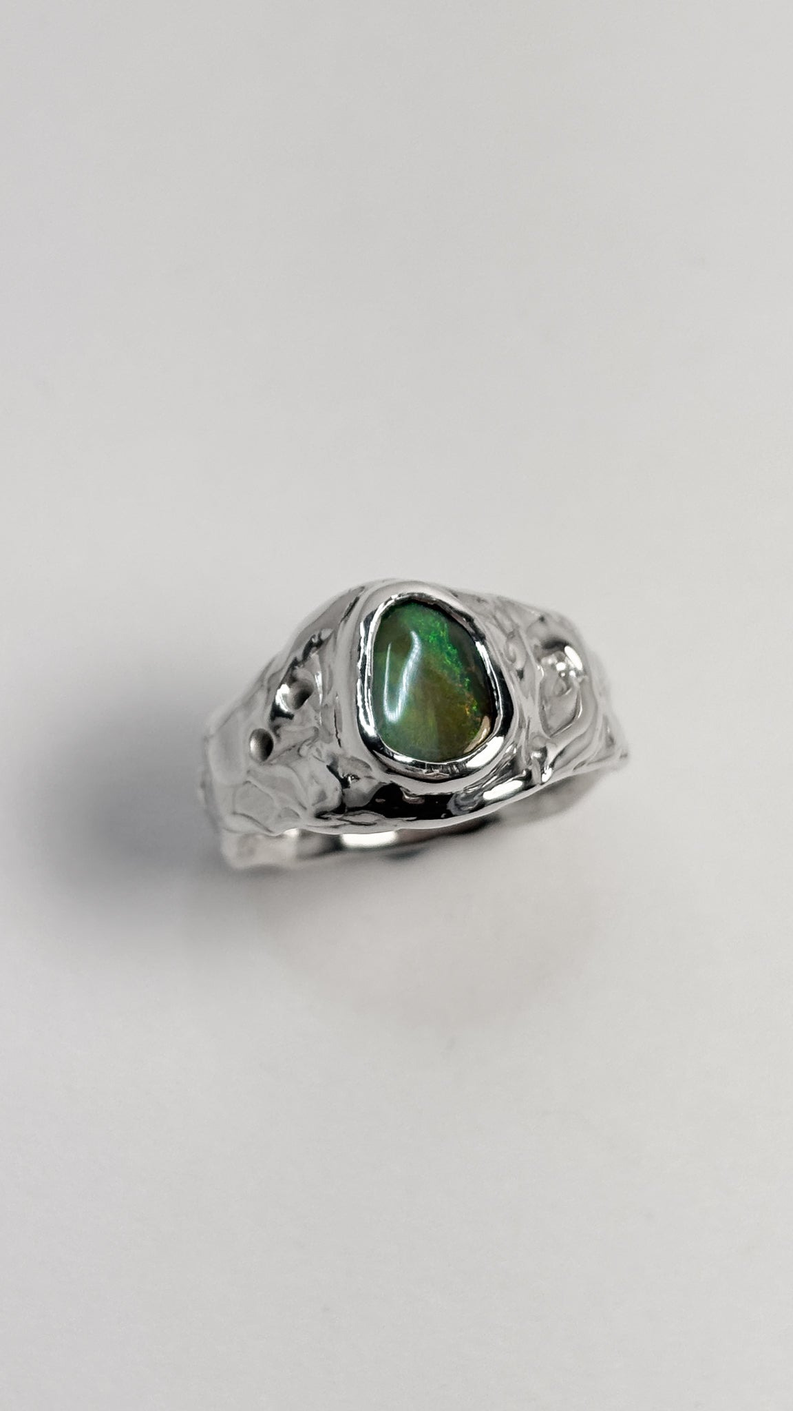 Metamorphosis Ring - Size 6