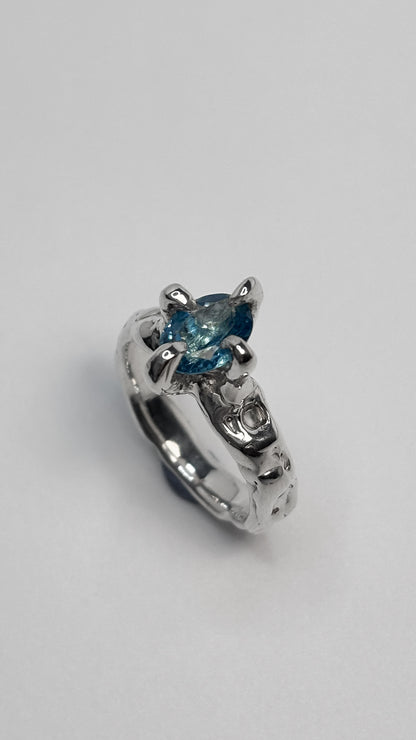 Frozen Tear Ring - Size 6.5