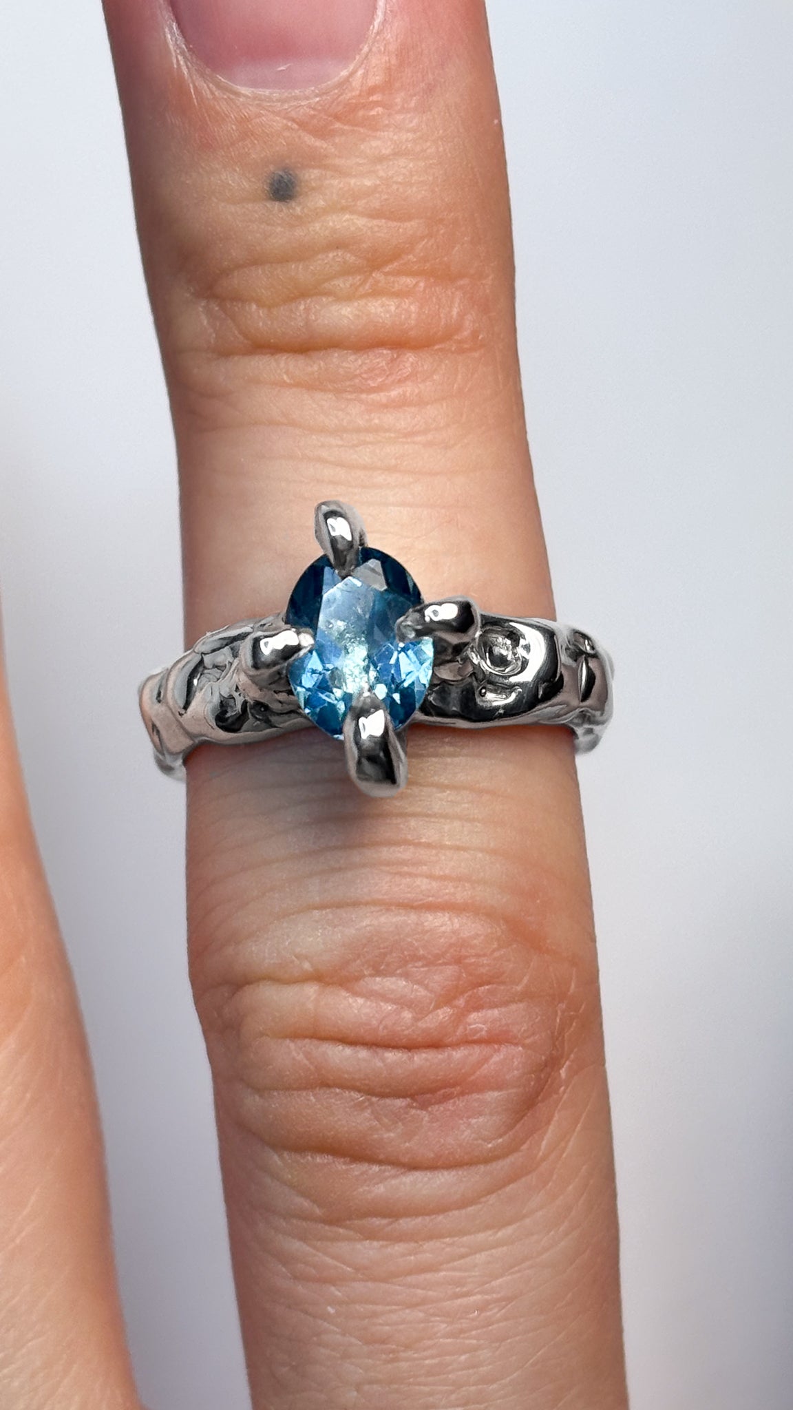 Frozen Tear Ring - Size 6.5