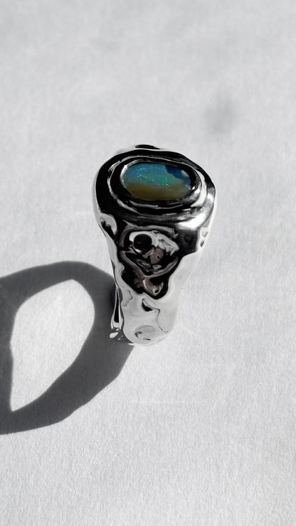 Hidden Gleam Ring - Size 5