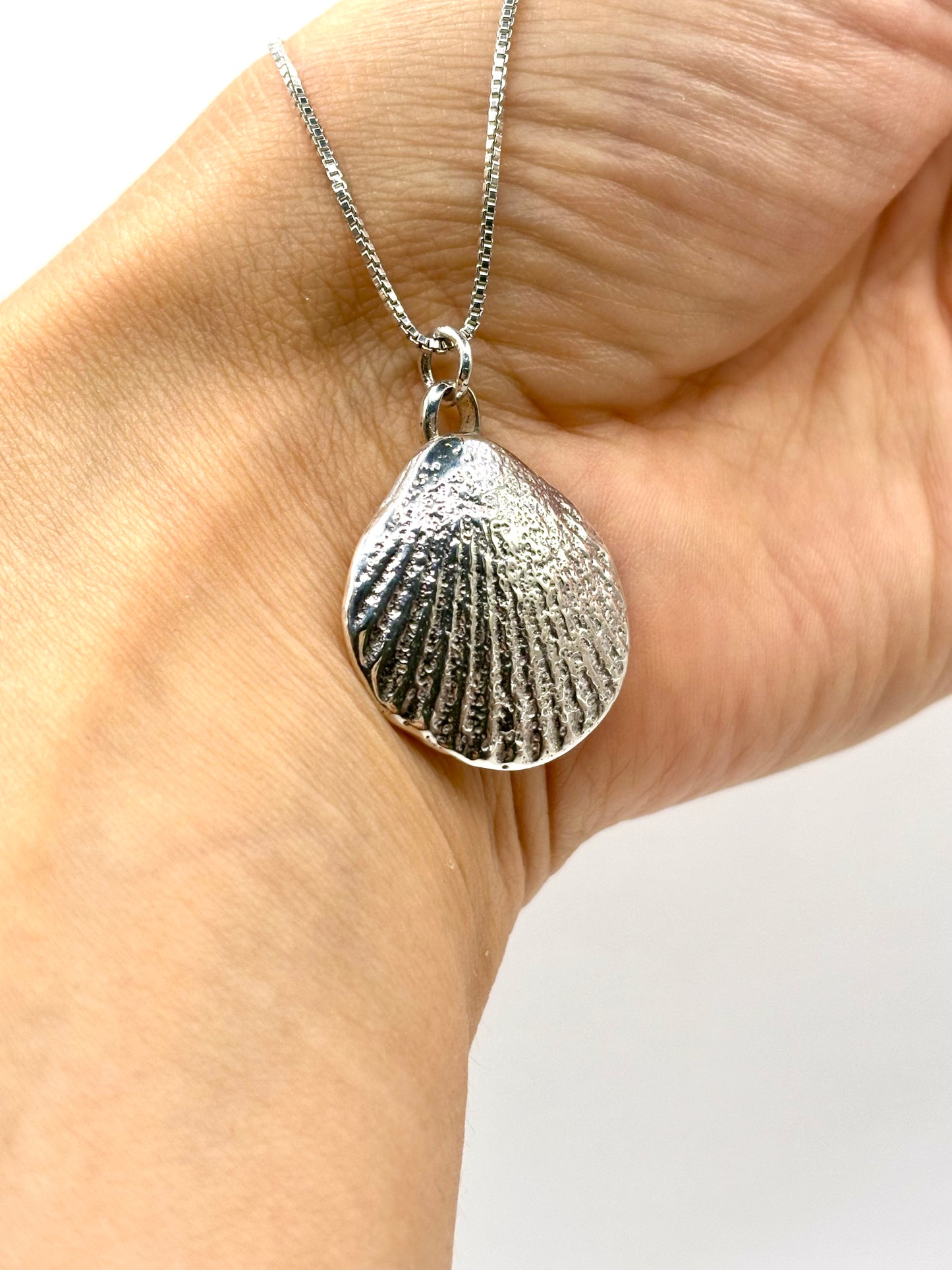 Summer Shell Necklace