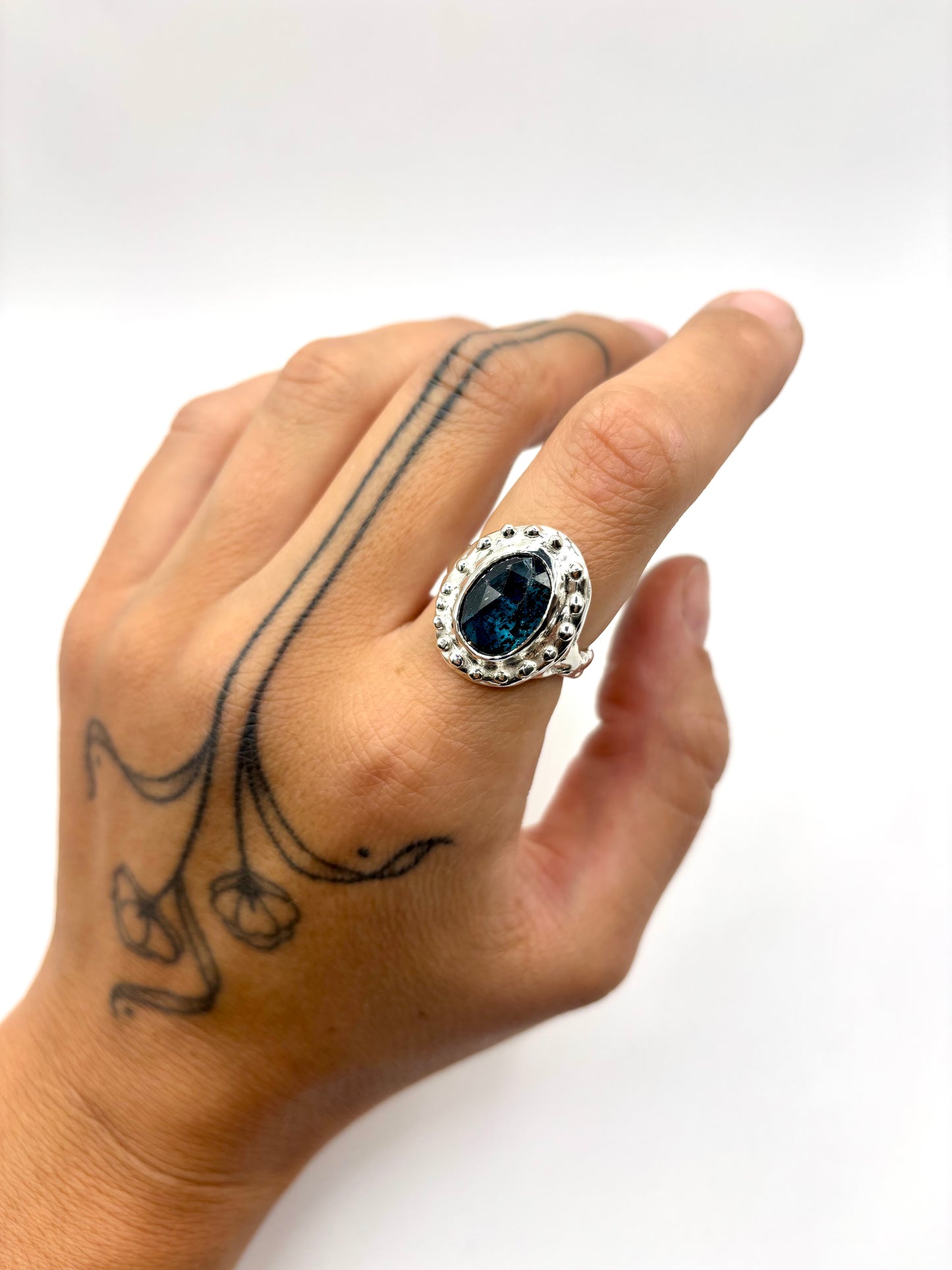 Thetis Ring - Size 8