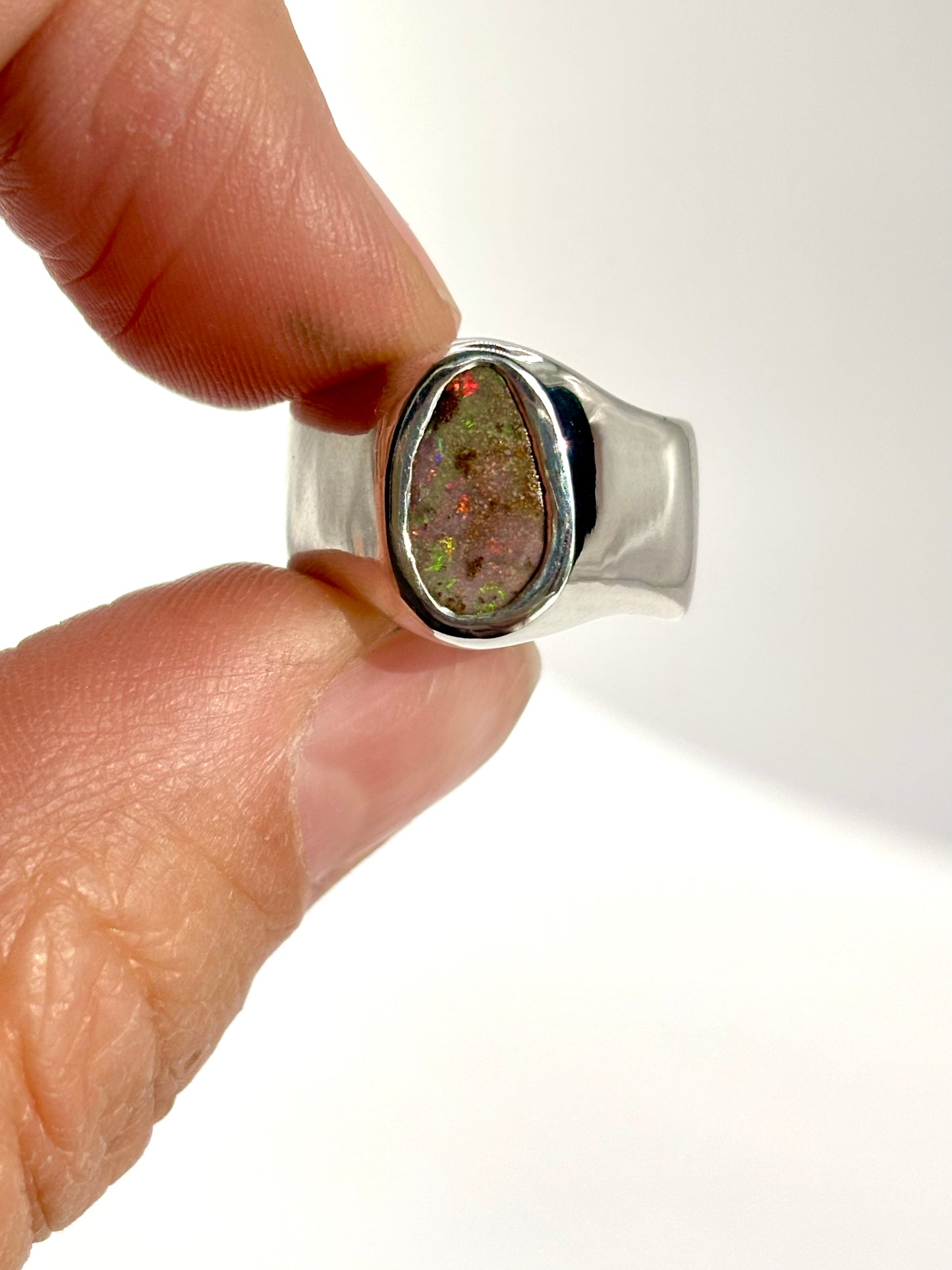 Wide Opal Glitter Band - Size 4.75