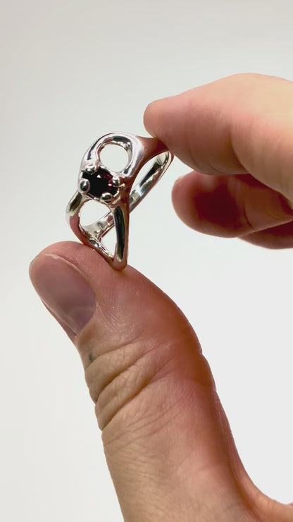 Space for Wandering Ring - Size 8.75
